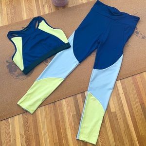 Selling this wonderful set of legging and its bra